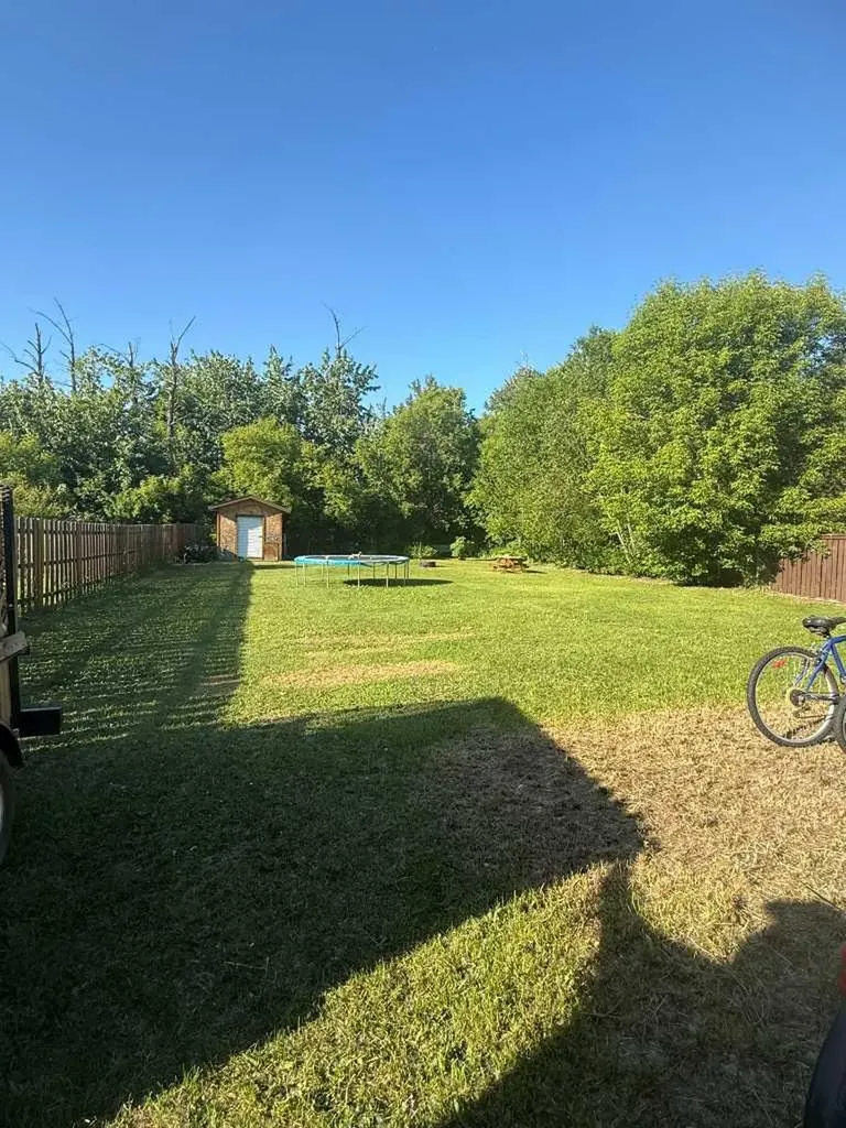 4214 55 Avenue High Prairie AB T0G 1E0