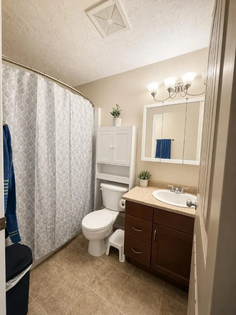 4214 55 Avenue High Prairie AB T0G 1E0