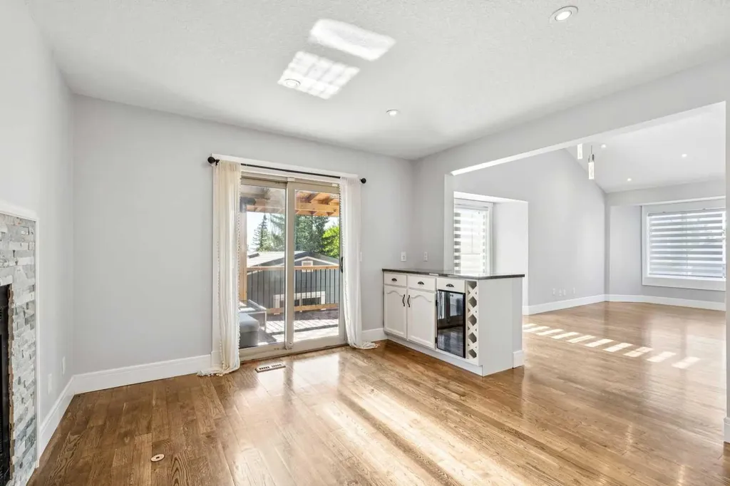 79 Millside Crescent SW Calgary AB T2Y2P1