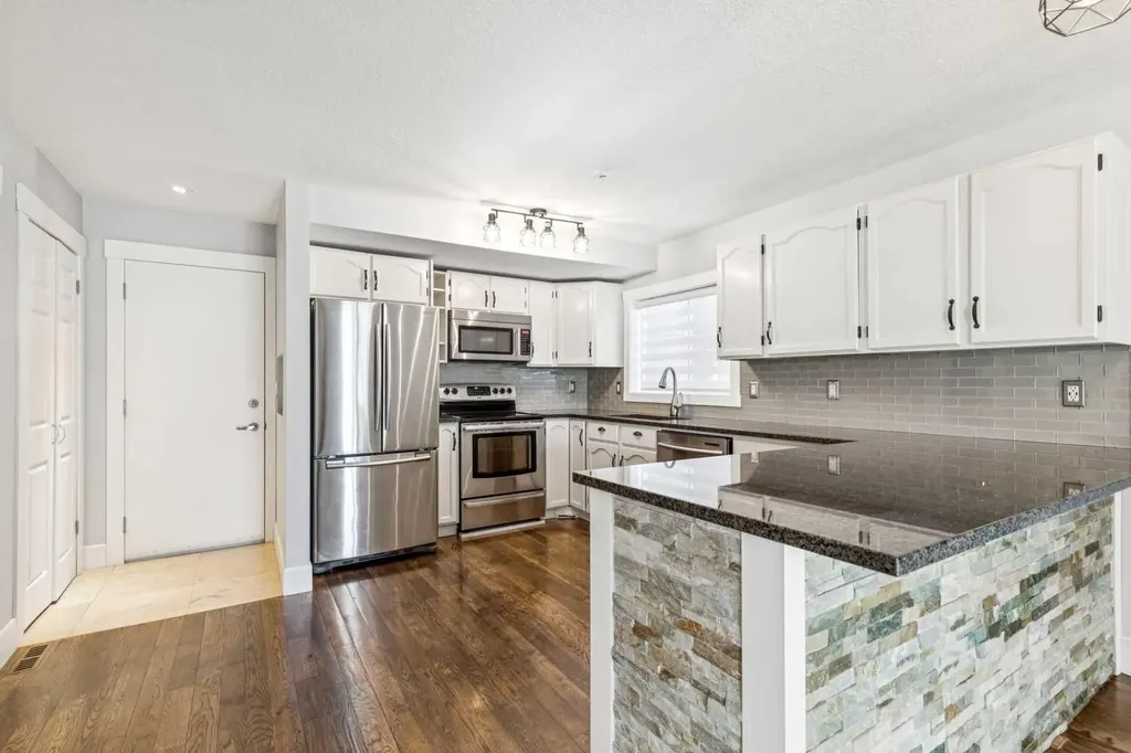 79 Millside Crescent SW Calgary AB T2Y2P1