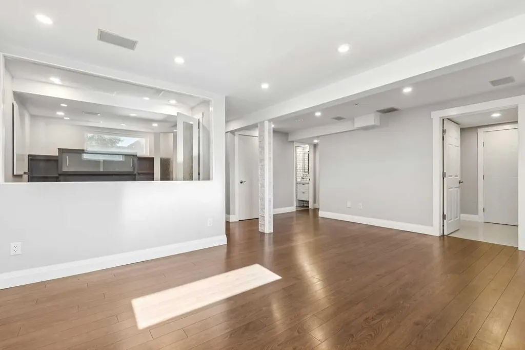 79 Millside Crescent SW Calgary AB T2Y2P1