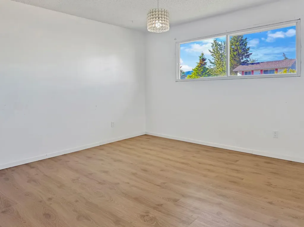 10987 97 Avenue Grande Cache AB t0e0y0