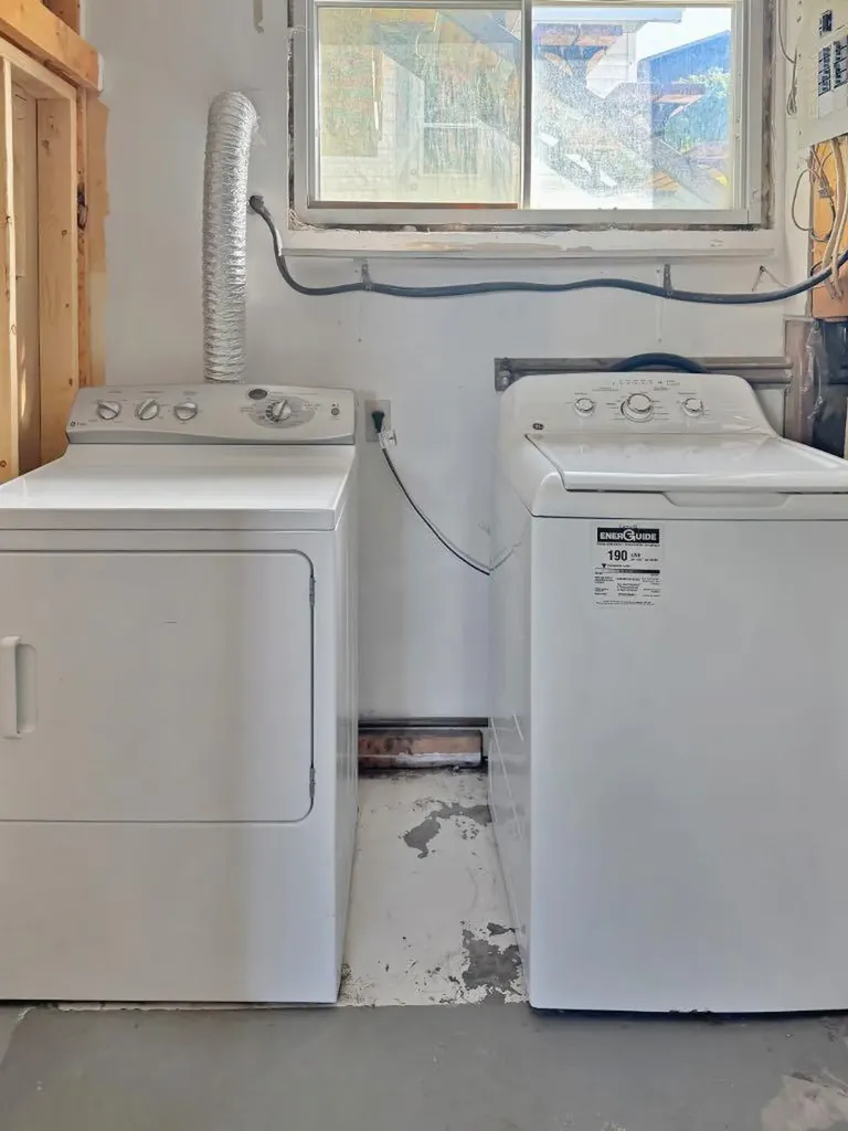 10987 97 Avenue Grande Cache AB t0e0y0