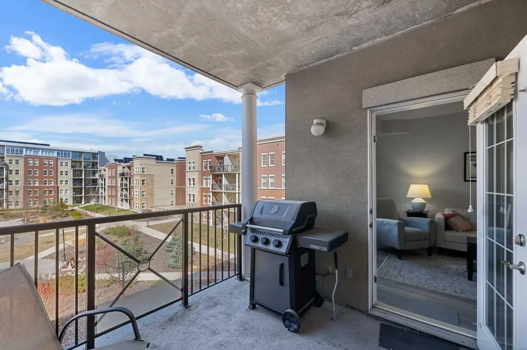 11811 Lake Fraser Drive SE Calgary AB T2J 7J4