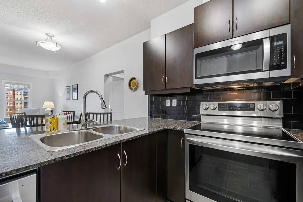 11811 Lake Fraser Drive SE Calgary AB T2J 7J4