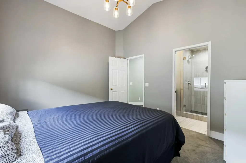 11 Strathmore Lakes Crescent Strathmore AB T1P 1L7