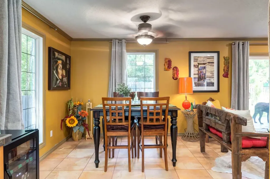 235 5 Street Drumheller AB T0J 0Y4
