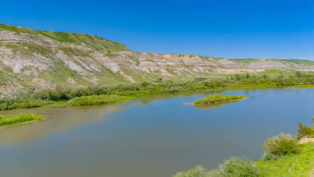 235 5 Street Drumheller AB T0J 0Y4