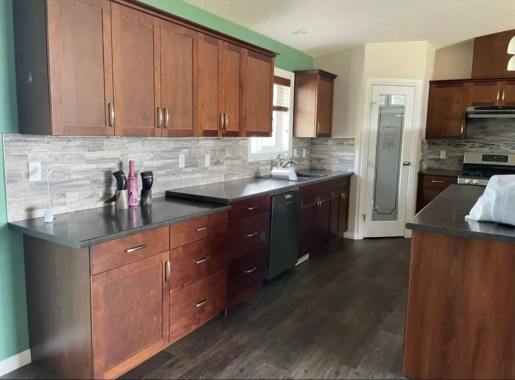 53032 Range Road 103 Wildwood AB T0E 2M0