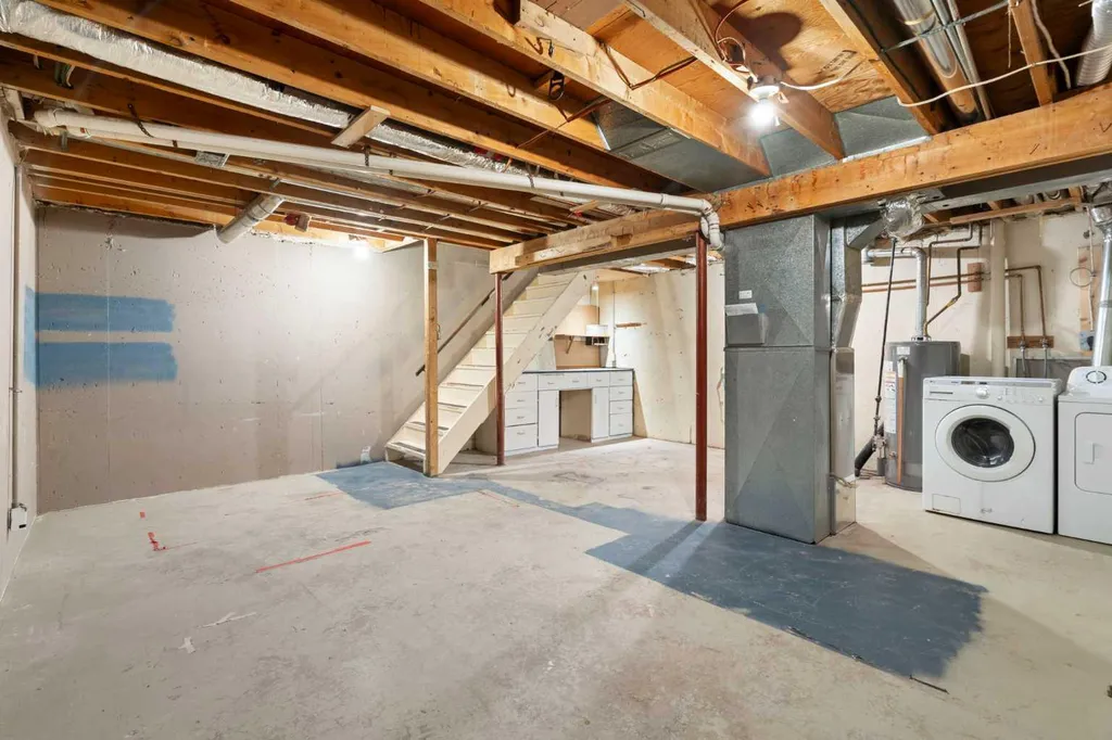 251 90 Avenue SE Calgary AB T2J 0A4