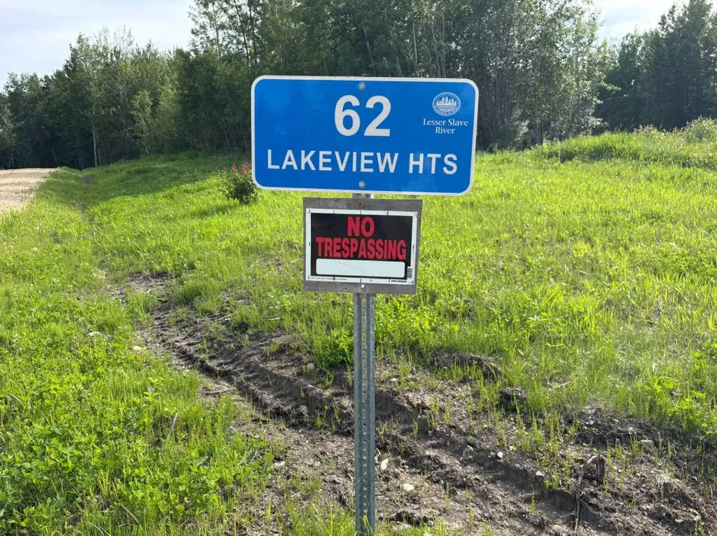 62 Lakeview Heights Canyon Creek AB T0G 0M0