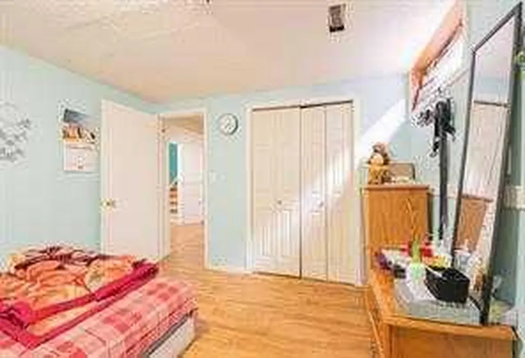 31 Martindale Close NE Calgary AB T3J 2V2