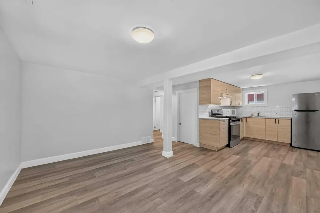 1212 Bantry Street NE Calgary AB T2E 5E7