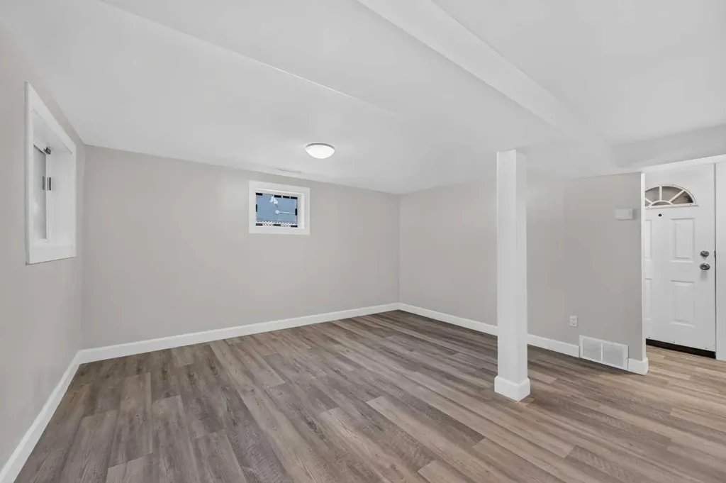 1212 Bantry Street NE Calgary AB T2E 5E7