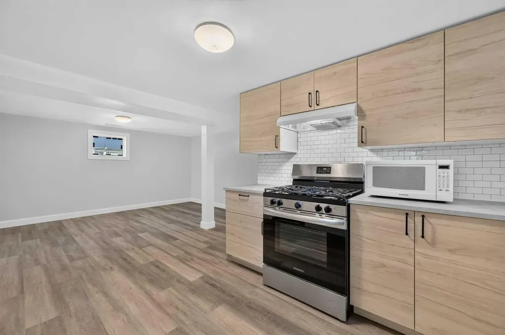 1212 Bantry Street NE Calgary AB T2E 5E7