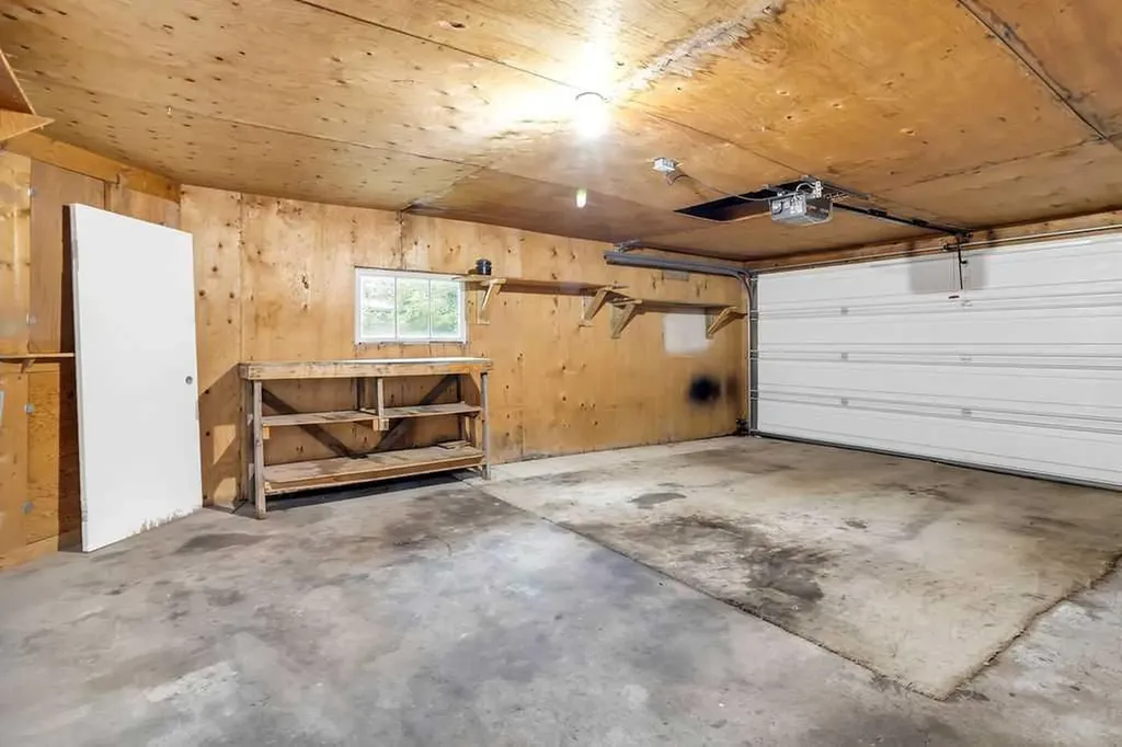 1212 Bantry Street NE Calgary AB T2E 5E7