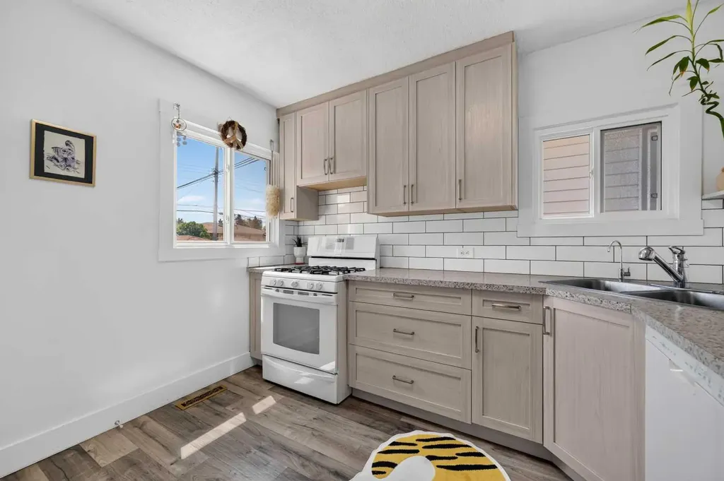 1212 Bantry Street NE Calgary AB T2E 5E7