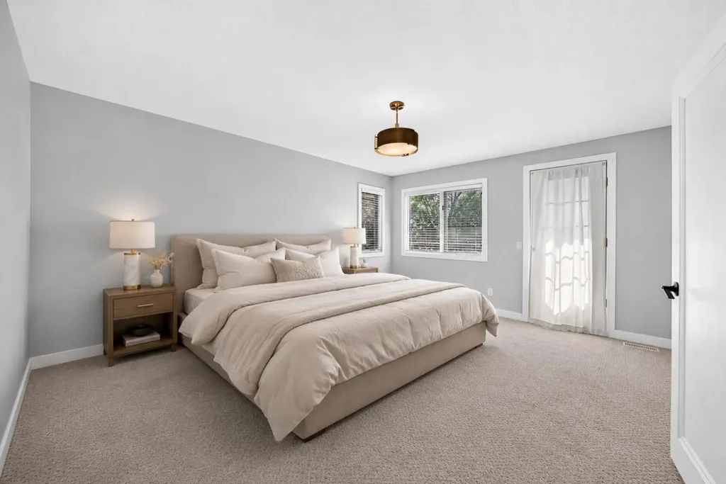 47 Canterbury Court SW Calgary AB T2W 6C2