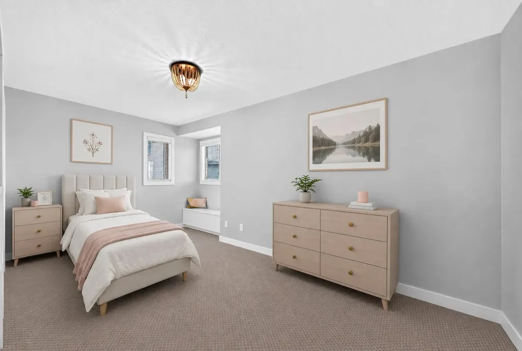 47 Canterbury Court SW Calgary AB T2W 6C2