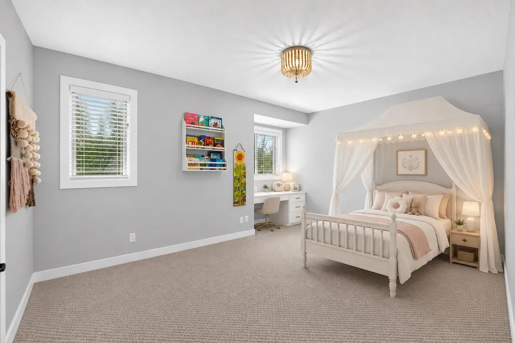 47 Canterbury Court SW Calgary AB T2W 6C2
