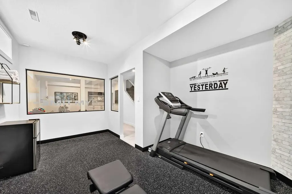 47 Canterbury Court SW Calgary AB T2W 6C2