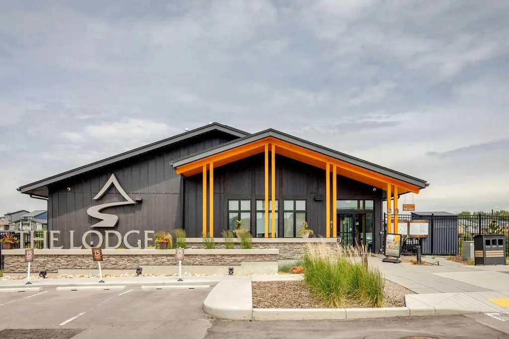260 Rowley Way NW Calgary AB T3L 0H5