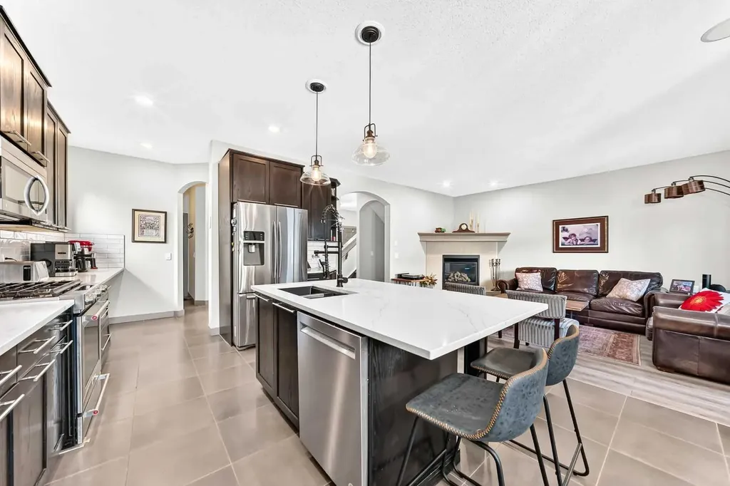 24 Brightonstone Gardens SE Calgary AB T2Z 0C7