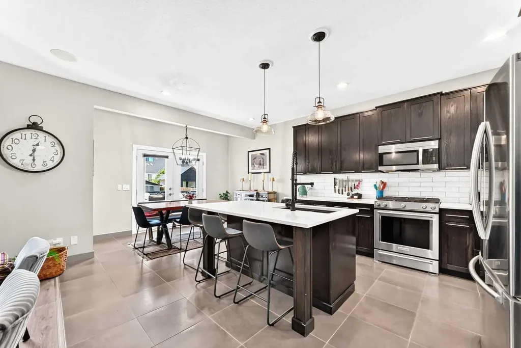 24 Brightonstone Gardens SE Calgary AB T2Z 0C7