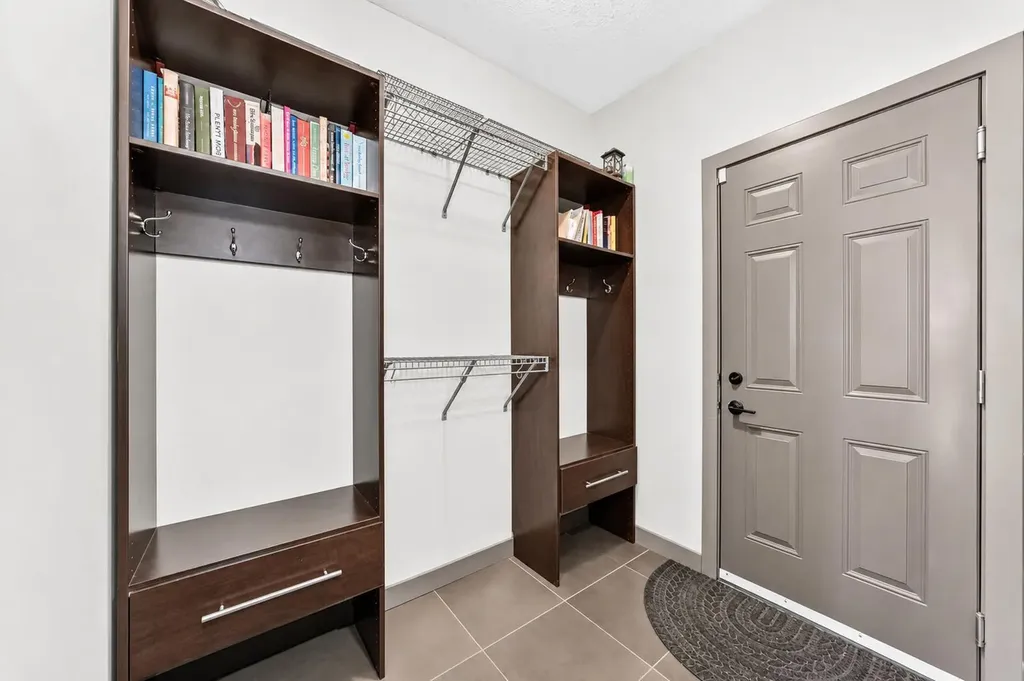 24 Brightonstone Gardens SE Calgary AB T2Z 0C7