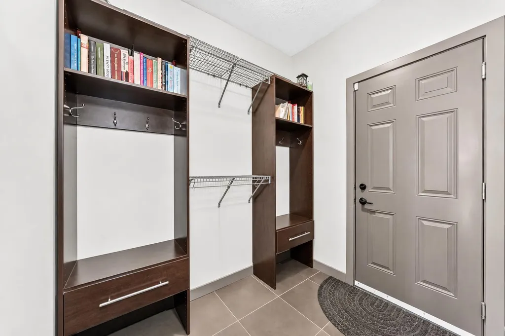24 Brightonstone Gardens SE Calgary AB T2Z 0C7