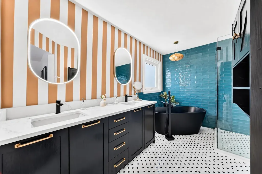 24 Brightonstone Gardens SE Calgary AB T2Z 0C7