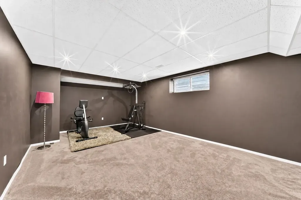 24 Brightonstone Gardens SE Calgary AB T2Z 0C7