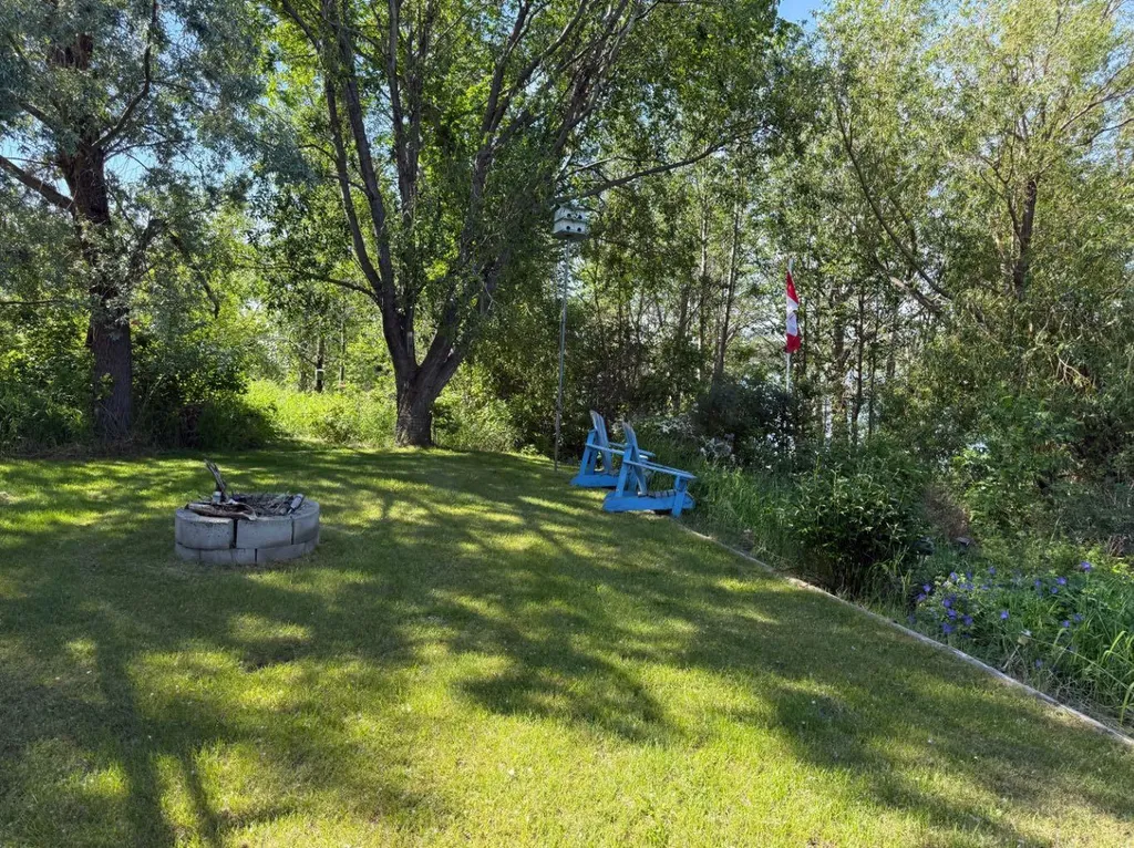 24508 Twp Road 361 Rural Red Deer County AB T0M 1R0