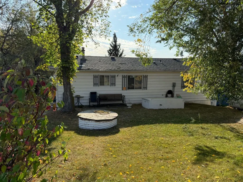 24508 Twp Road 361 Rural Red Deer County AB T0M 1R0