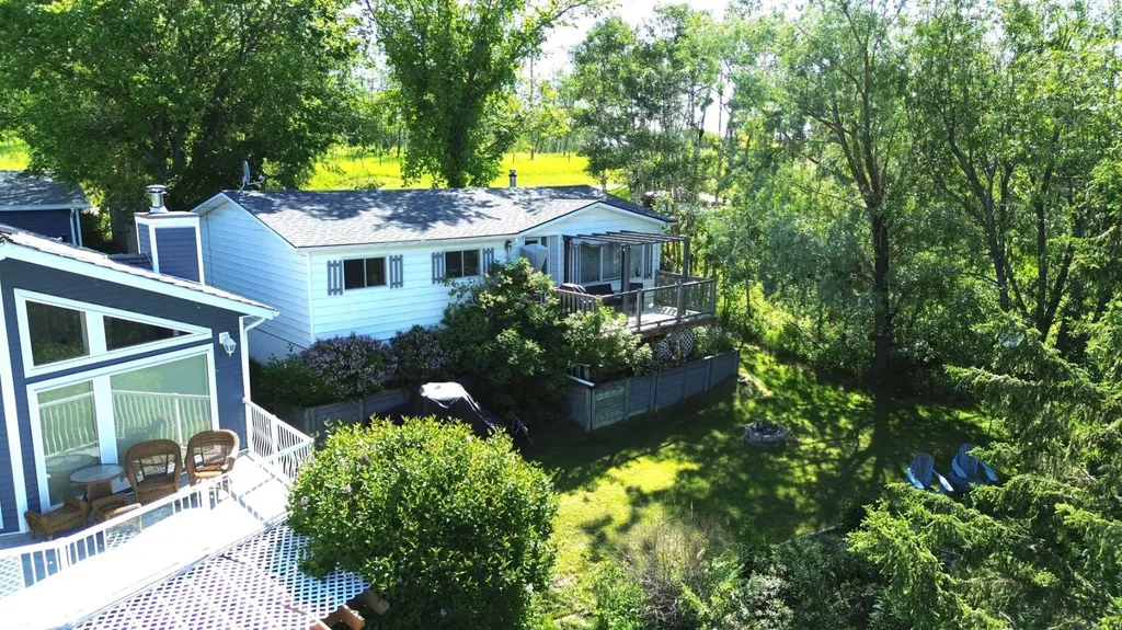 24508 Twp Road 361 Rural Red Deer County AB T0M 1R0