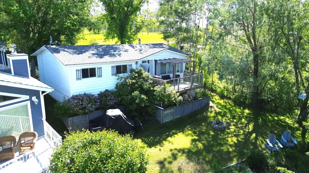 24508 Twp Road 361 Rural Red Deer County AB T0M 1R0