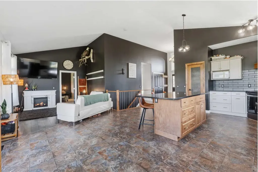 13, 124026 Township Road 591 Road Rural Woodlands County AB T7S 1P2