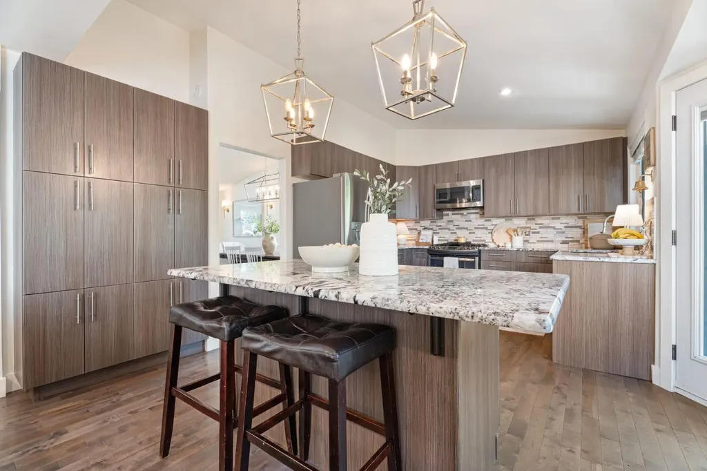 36 Sunvista Place SE Calgary AB T2X 2T4