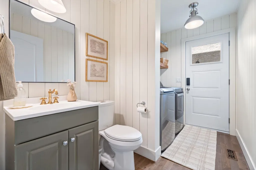 36 Sunvista Place SE Calgary AB T2X 2T4