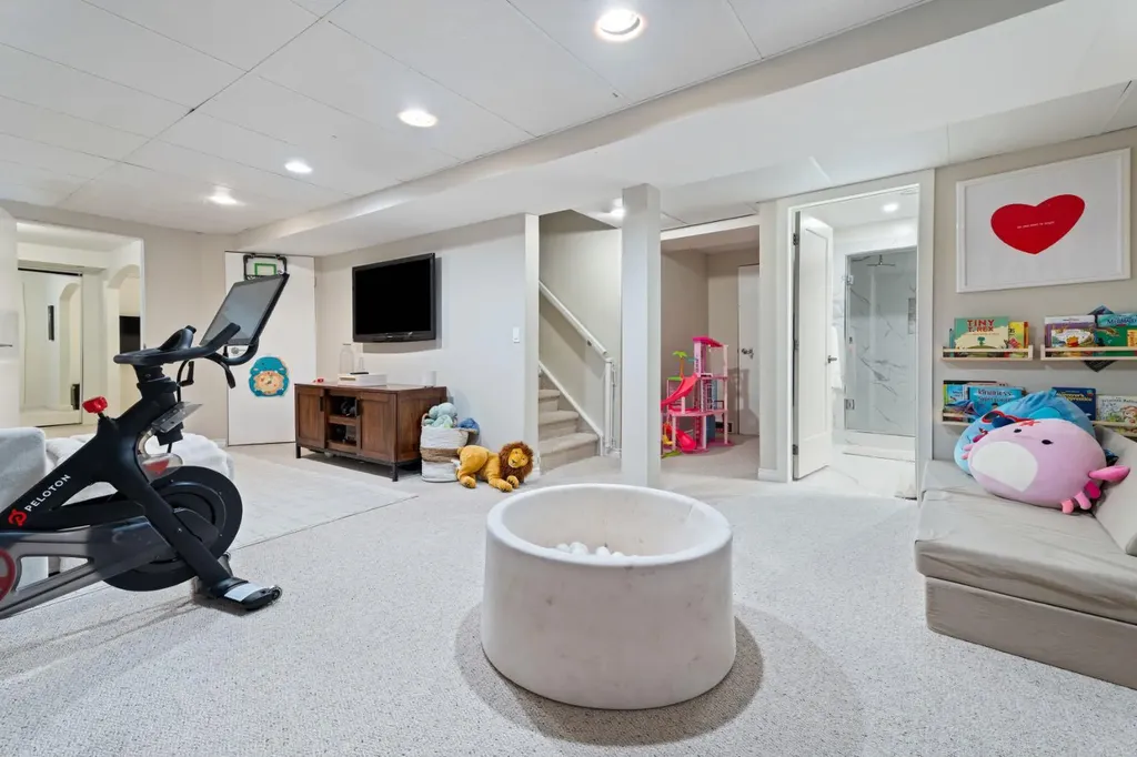 36 Sunvista Place SE Calgary AB T2X 2T4