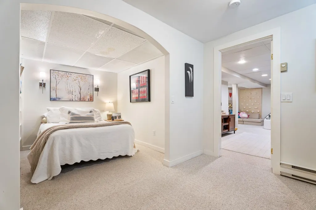 36 Sunvista Place SE Calgary AB T2X 2T4
