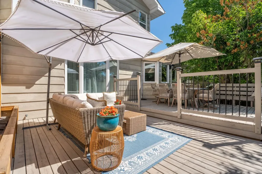 36 Sunvista Place SE Calgary AB T2X 2T4