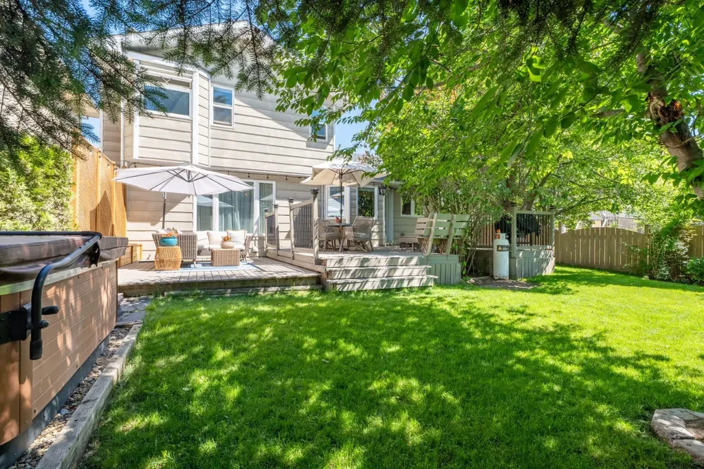 36 Sunvista Place SE Calgary AB T2X 2T4
