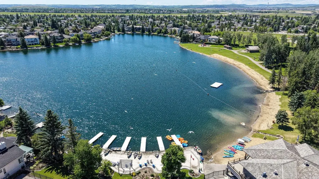 36 Sunvista Place SE Calgary AB T2X 2T4
