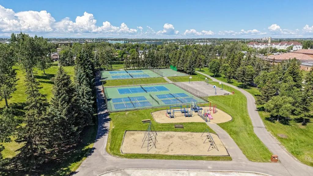 36 Sunvista Place SE Calgary AB T2X 2T4