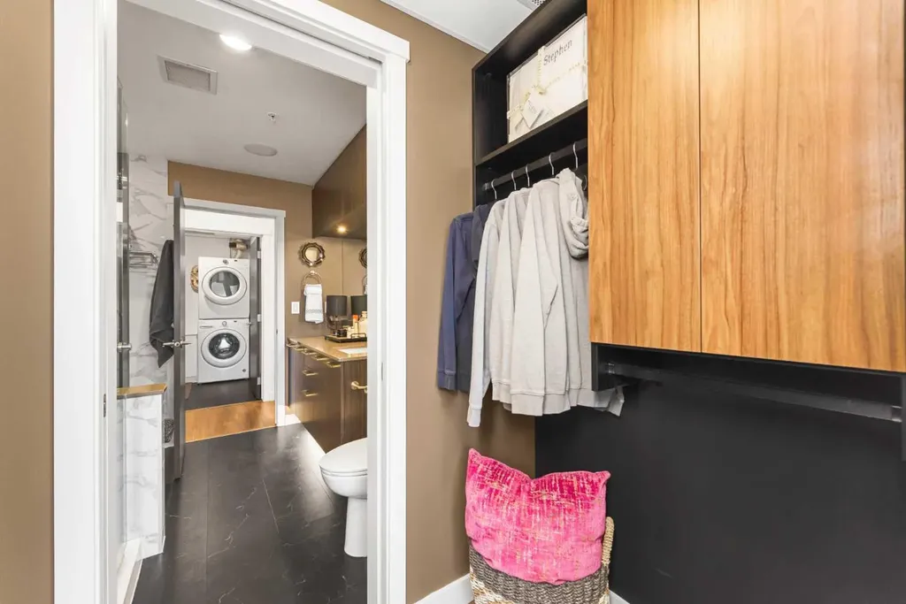 88 9 Street NE Calgary AB T2E 4E1