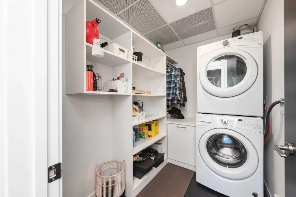 88 9 Street NE Calgary AB T2E 4E1