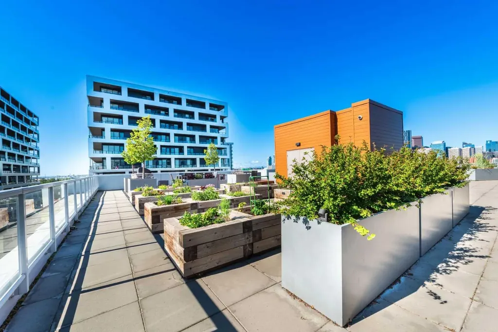 88 9 Street NE Calgary AB T2E 4E1