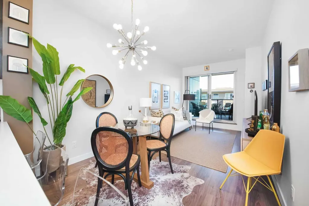 88 9 Street NE Calgary AB T2E 4E1