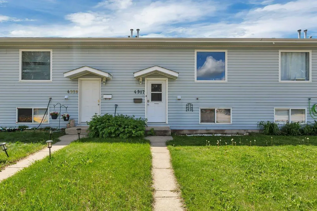 4917 Womacks Road Blackfalds AB T0M0J0